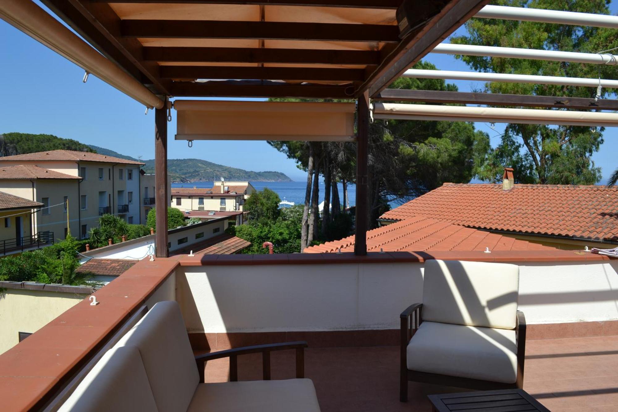 Terrazza Su Naregno Appartement Capoliveri  Buitenkant foto